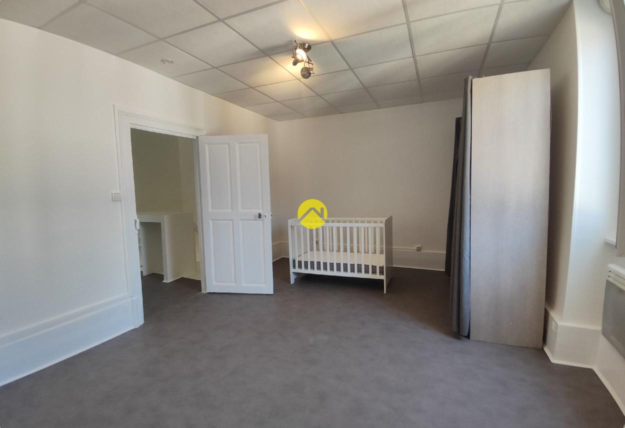 Appartement 6 pièces 94 m² à Jouet-sur-l'Aubois, photo 10