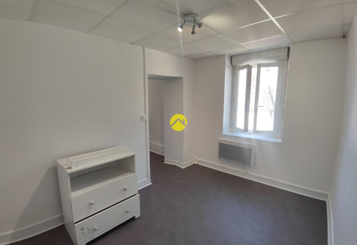 Appartement 6 pièces 94 m² à Jouet-sur-l'Aubois, photo 12