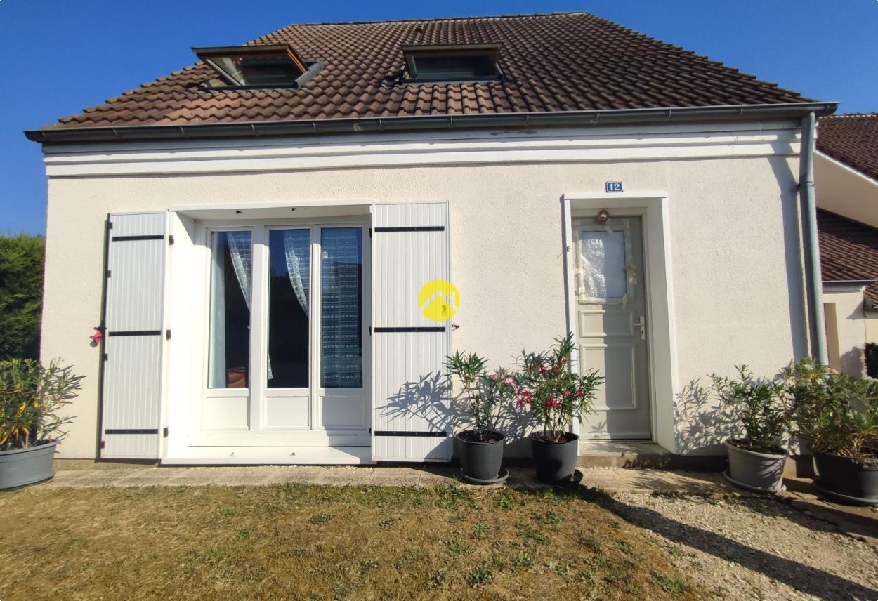 Maison 5 pièces 104 m² · à Vailly sur Sauldre · 104 m² · 89 000 €