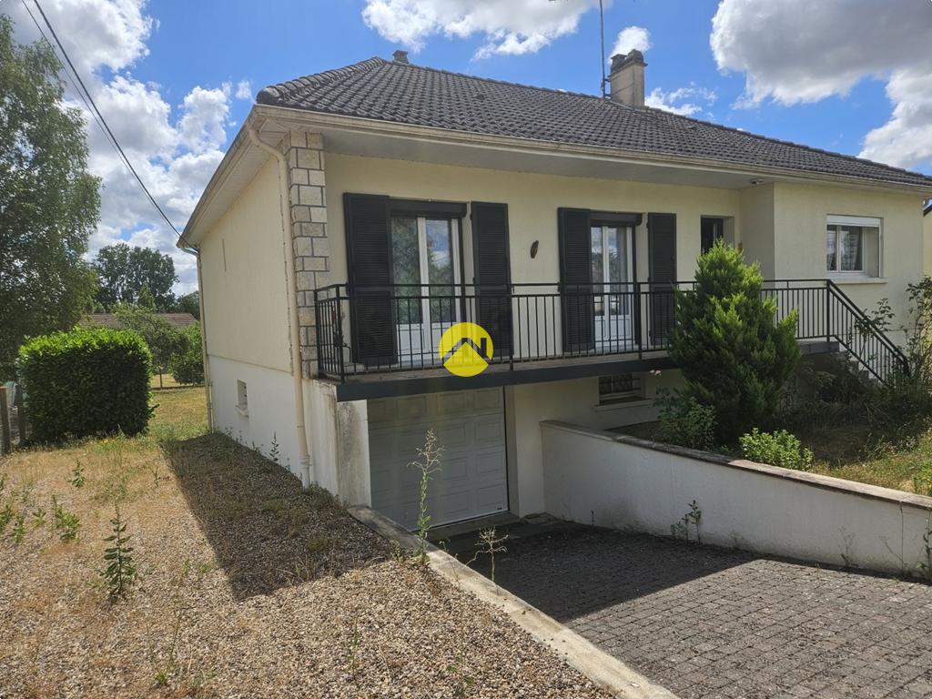 Maison 5 pièces 104 m² · à La Guerche sur l'Aubois · 104 m² · 136 250 €