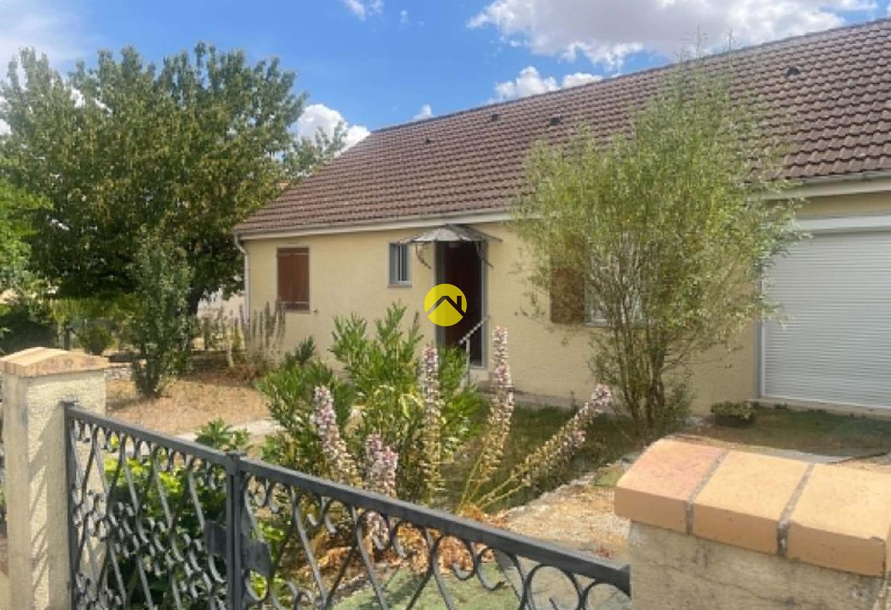 Maison 5 pièces 108 m² · à Avord · 108 m² · 142 000 €