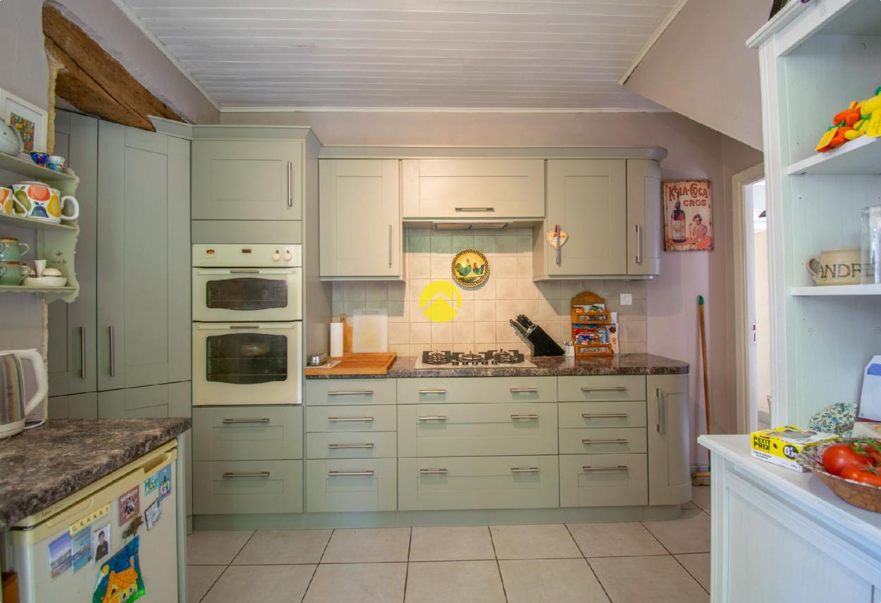 Maison 10 pièces 202 m² à Saint Avit Sénieur, photo 6