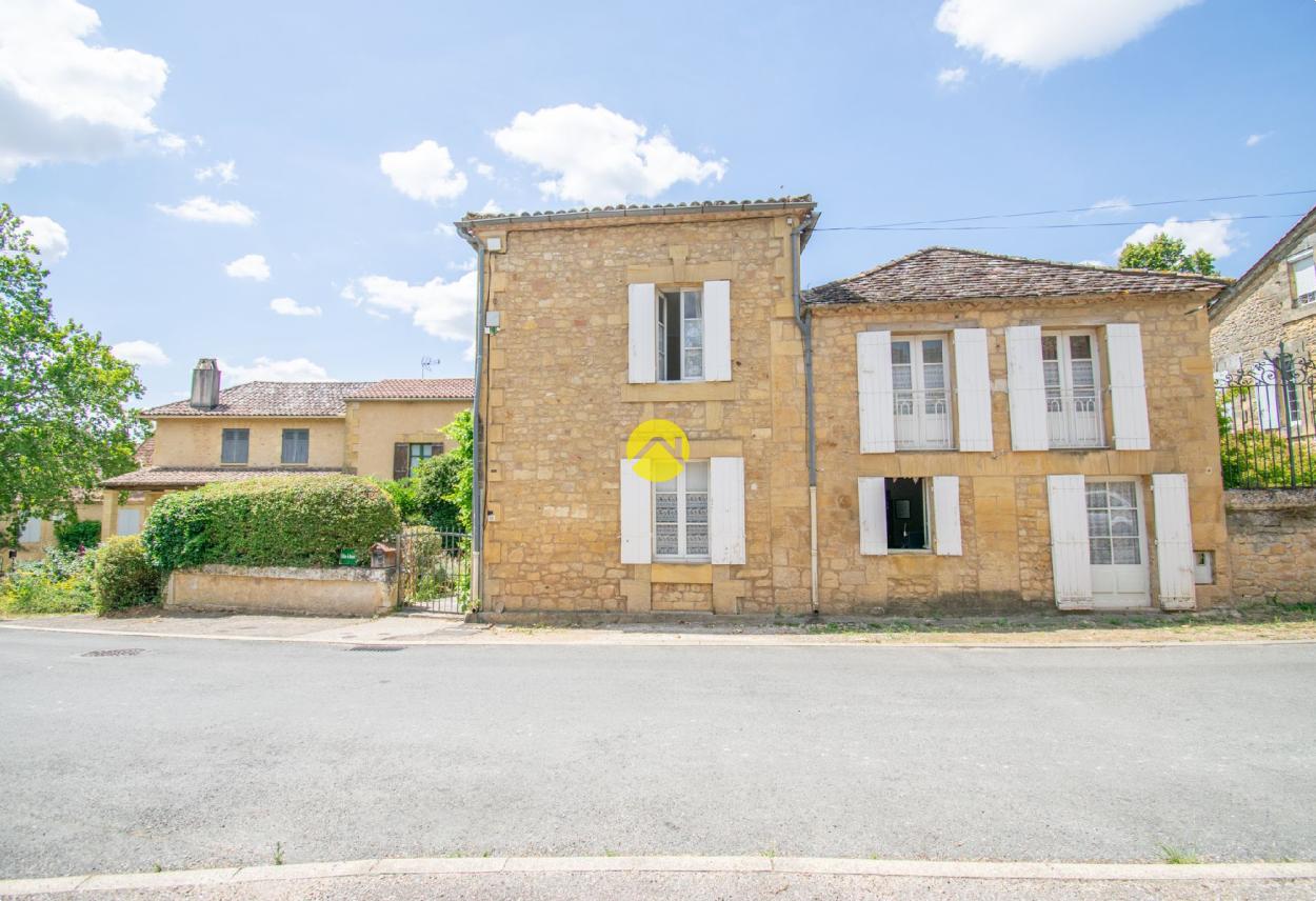 Maison 10 pièces 202 m² · à Saint Avit Sénieur · 202 m² · 307 400 €