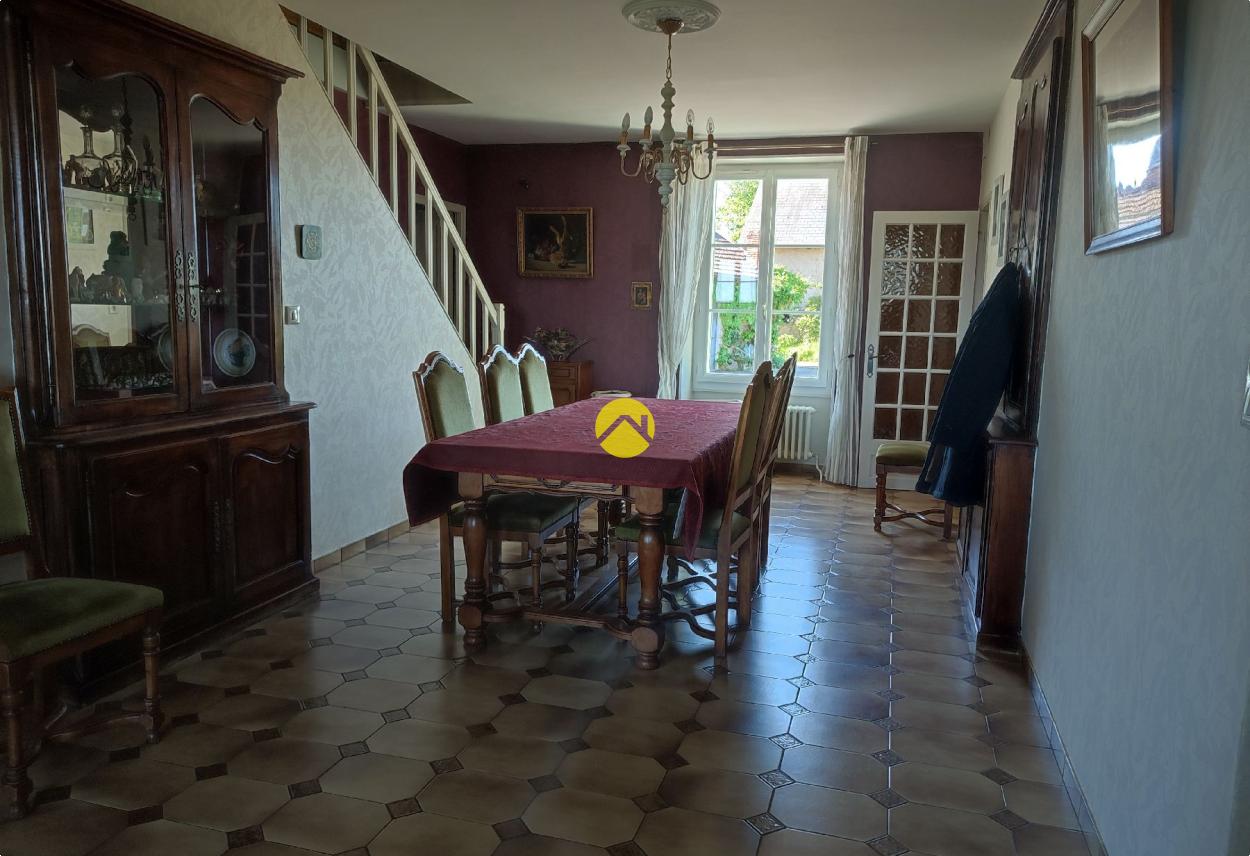 Maison 8 pièces 314 m² à Saint-Martin-d'Auxigny, photo 7