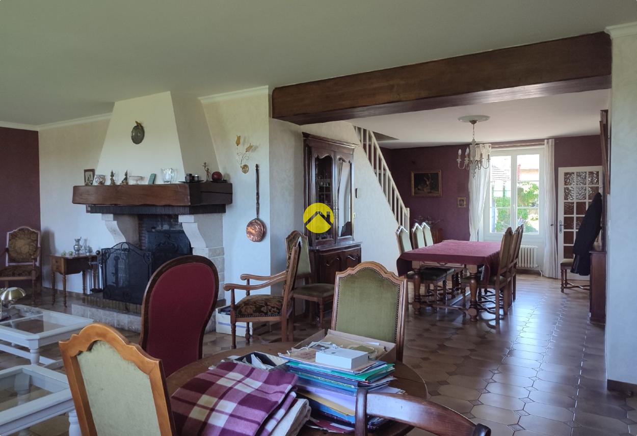 Maison 8 pièces 314 m² à Saint-Martin-d'Auxigny, photo 5