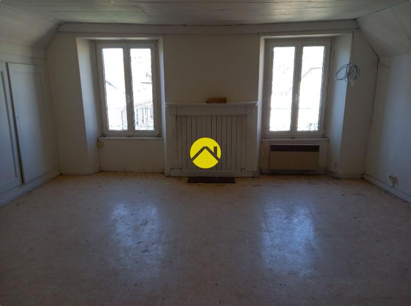 Appartement 10 pièces 151 m² à Pierrefort, photo 7
