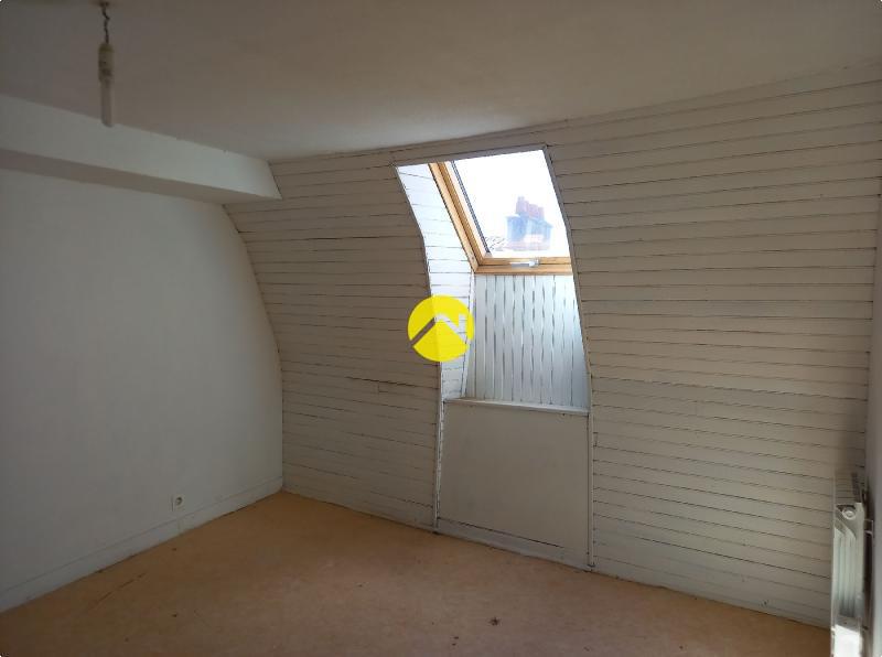 Appartement 10 pièces 151 m² à Pierrefort, photo 10