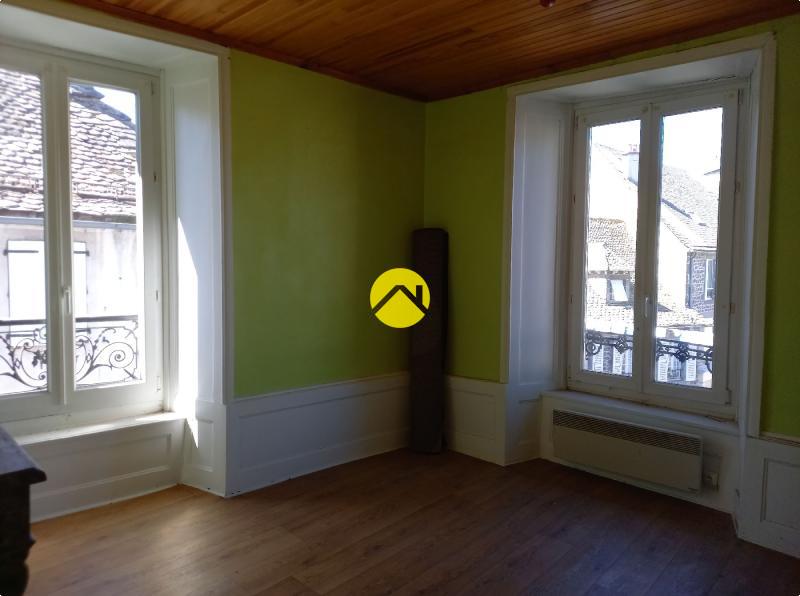Appartement 10 pièces 151 m² à Pierrefort, photo 4