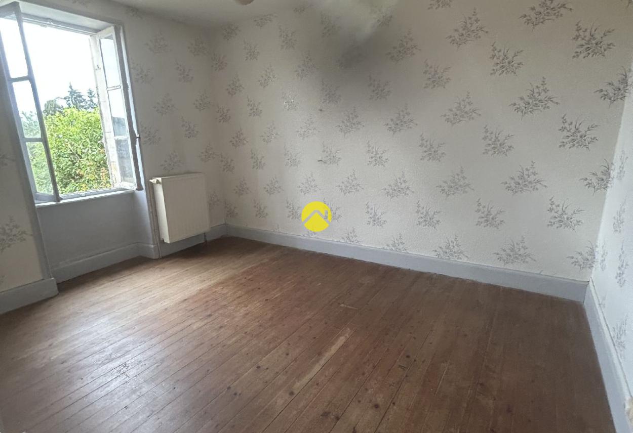 Maison 5 pièces 90 m² à Montmarault, photo 6