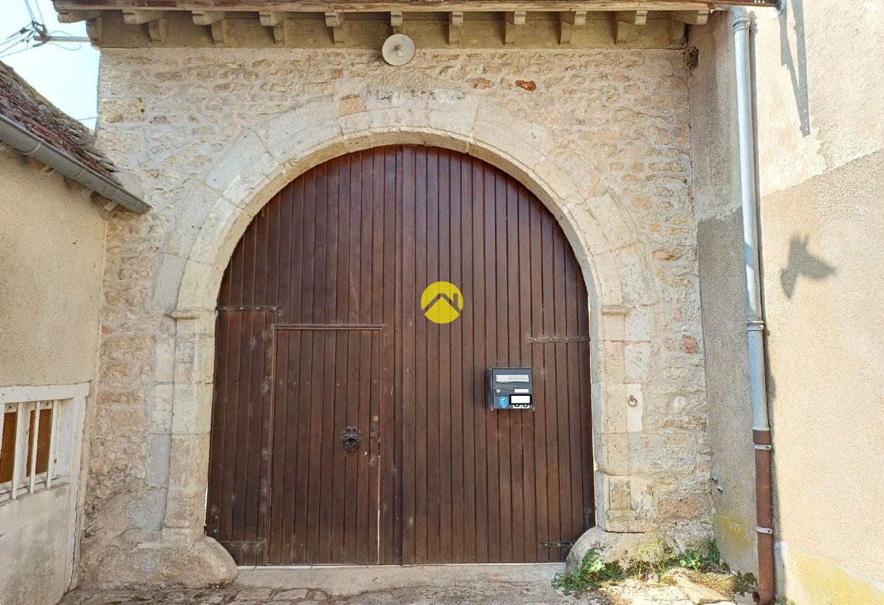 Maison 8 pièces 195 m² · à Charost · 195 m² · 190 000 €