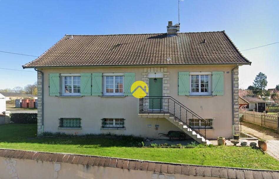 Maison 6 pièces 135 m² · à Commentry · 135 m² · 125 000 €