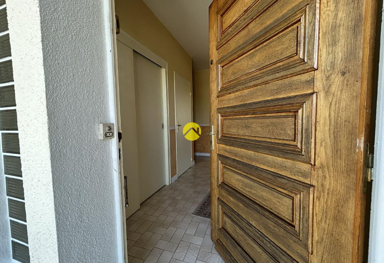 Maison 8 pièces 65 m² à Bénévent l'Abbaye, photo 9