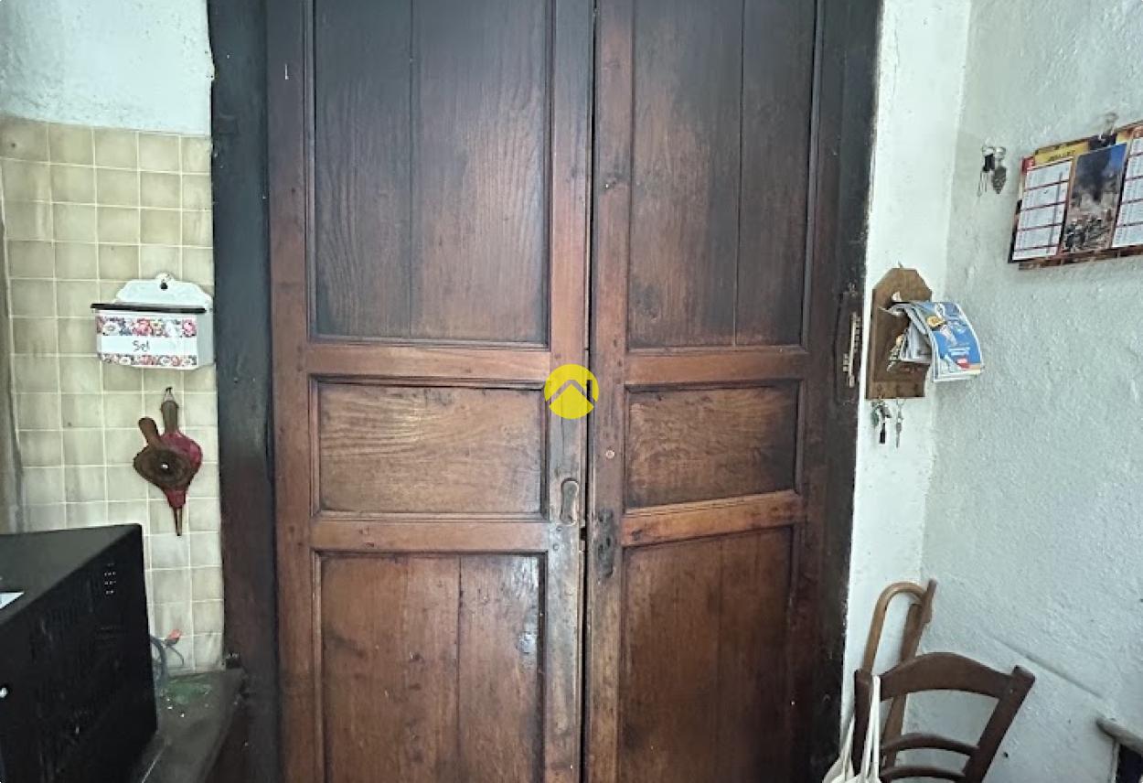 Maison 3 pièces 63 m² à Arrènes, photo 3
