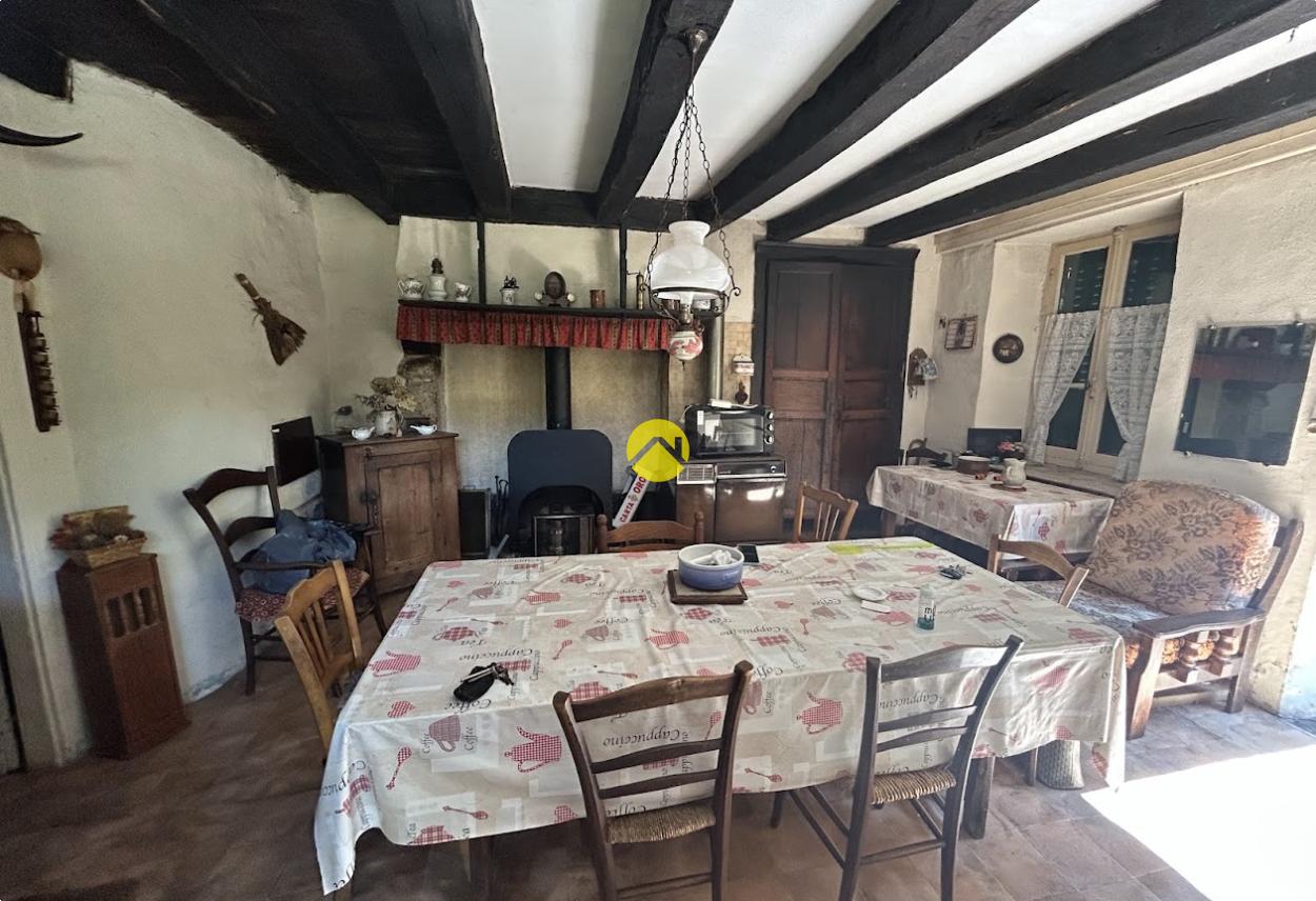 Maison 3 pièces 63 m² à Arrènes, photo 5