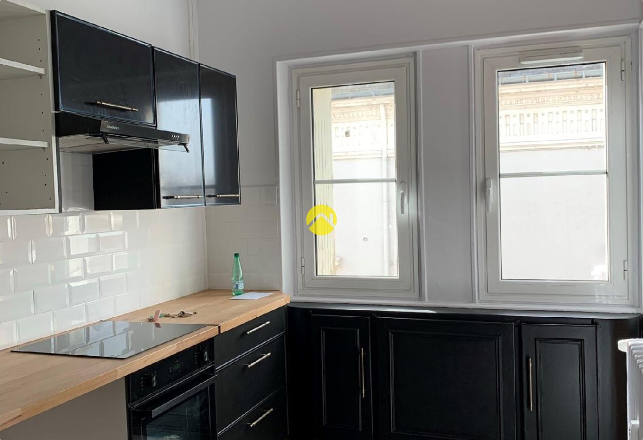 Appartement 3 pièces 75 m² · à Huriel · 75 m² · 62 500 €
