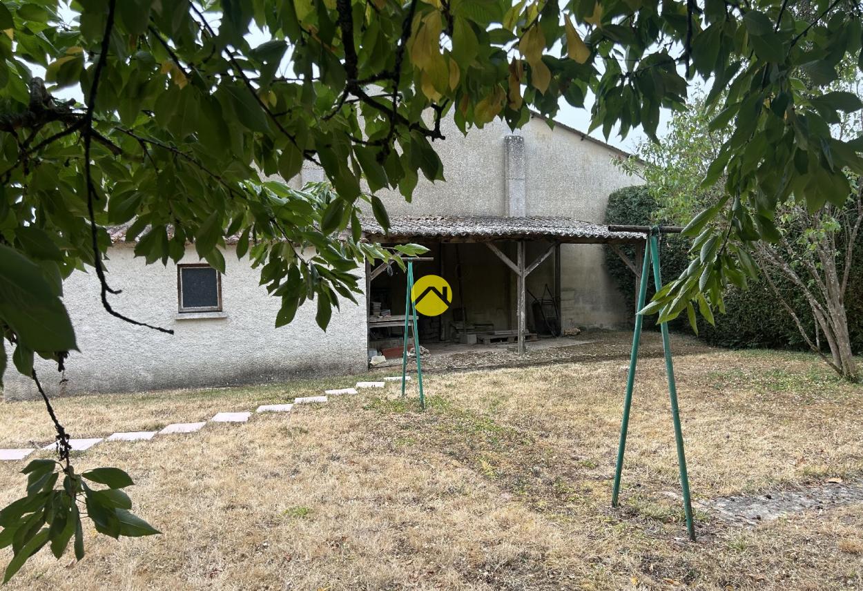 Maison 5 pièces 94 m² à Saint-Valérien, photo 3