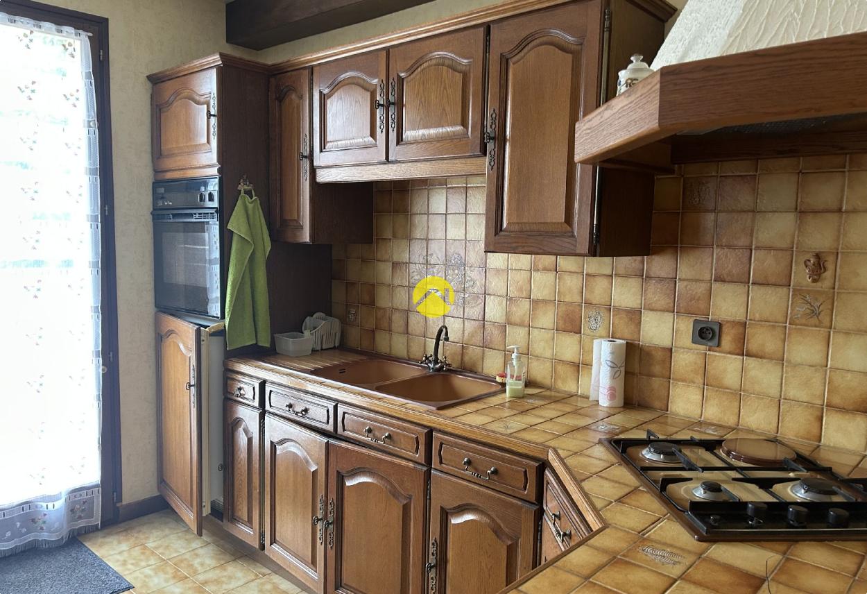 Maison 5 pièces 94 m² à Saint-Valérien, photo 4