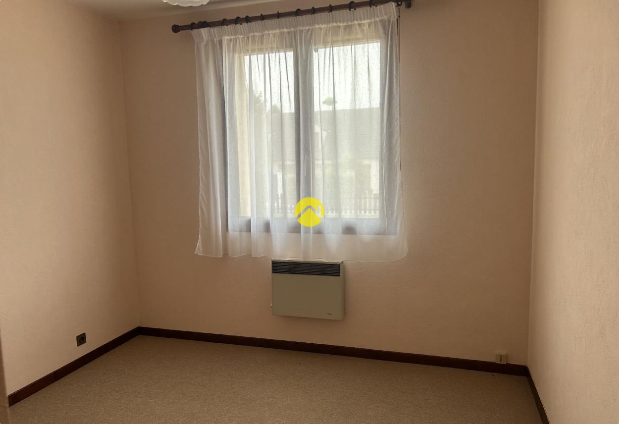 Maison 5 pièces 94 m² à Saint-Valérien, photo 7