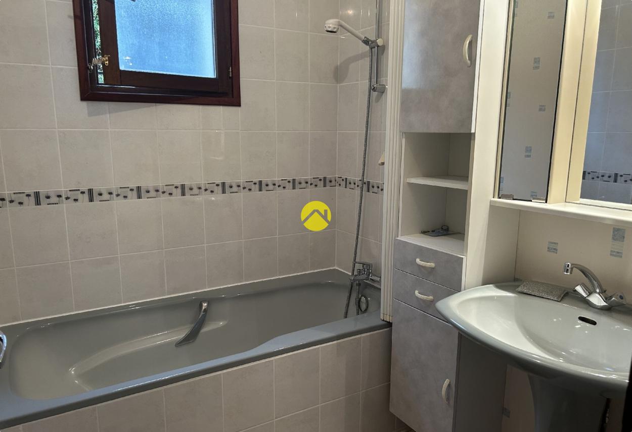 Maison 5 pièces 94 m² à Saint-Valérien, photo 9