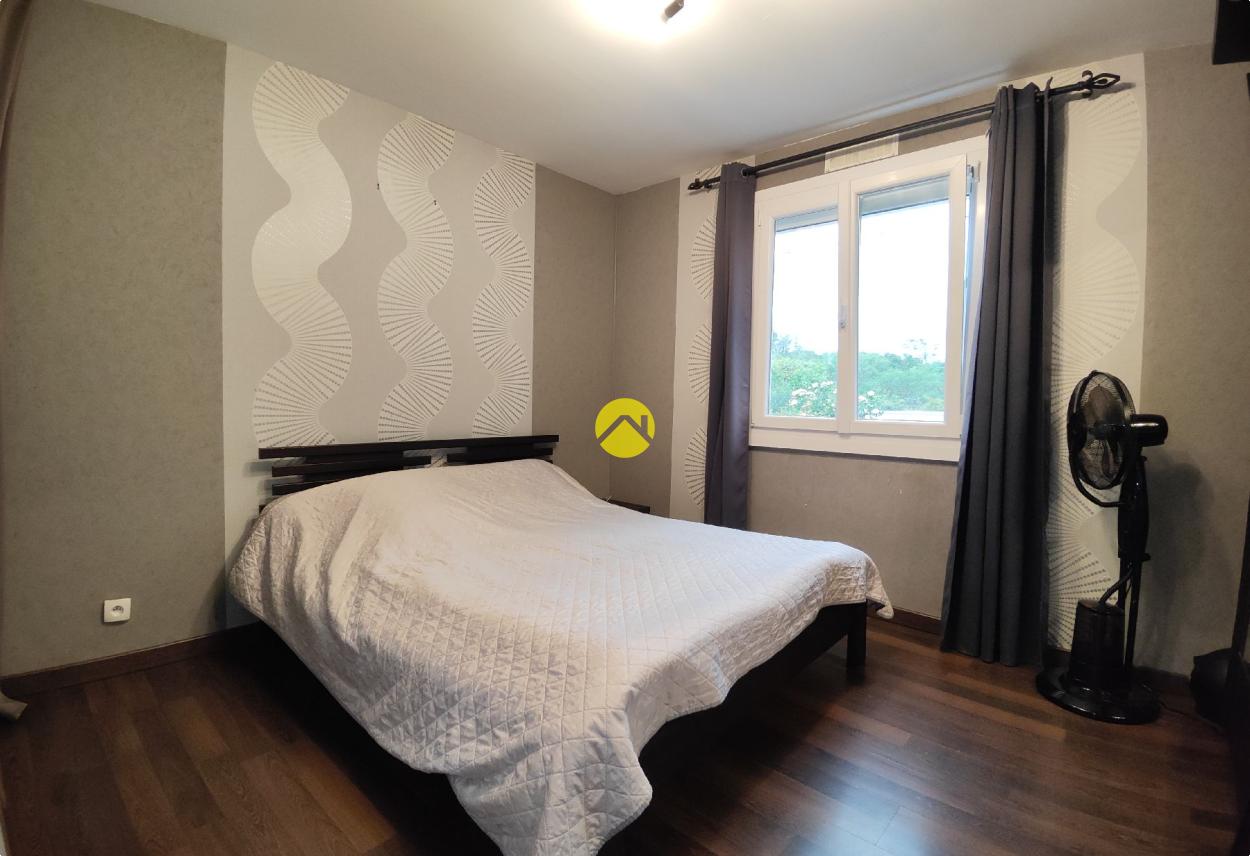 Maison 6 pièces 122 m² à Saint-Léger-le-Petit, photo 6