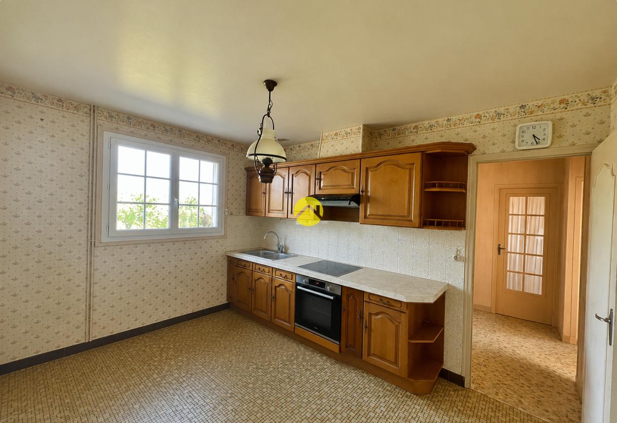 Maison 5 pièces 100 m² à Sury-près-Léré, photo 3