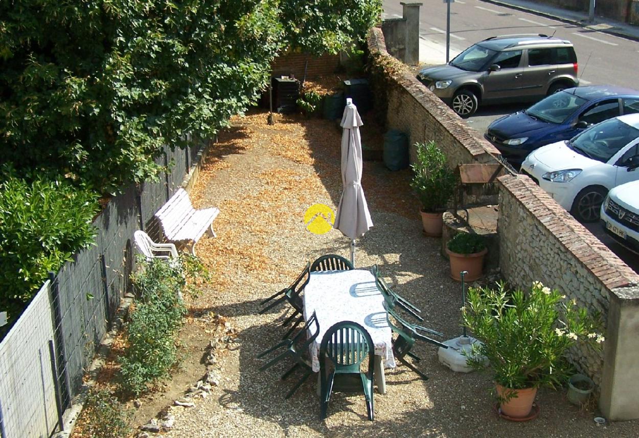 Appartement 8 pièces 143 m² à Saint Florent sur Cher, photo 3