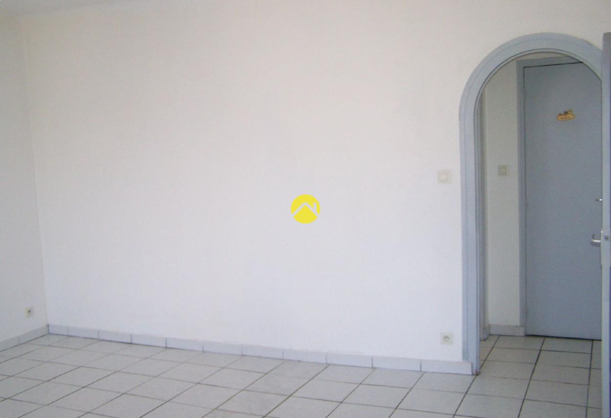 Appartement 8 pièces 143 m² à Saint Florent sur Cher, photo 13