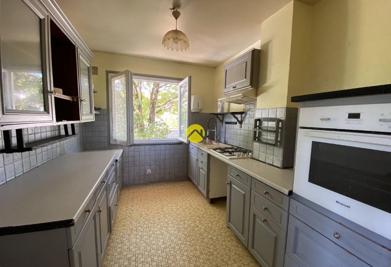 Maison 6 pièces 92 m² à Jouet-sur-l'Aubois, photo 4