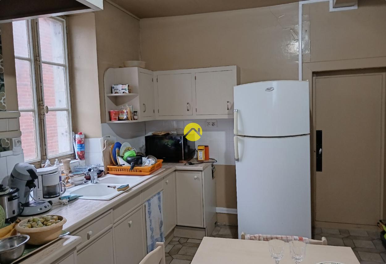 Maison 5 pièces 202 m² à Lurcy-Lévis, photo 6