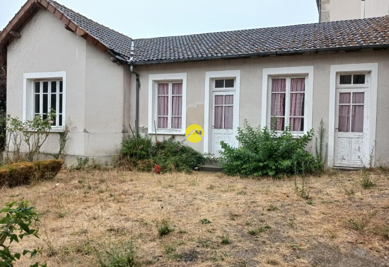 Maison 5 pièces 202 m² à Lurcy-Lévis, photo 3