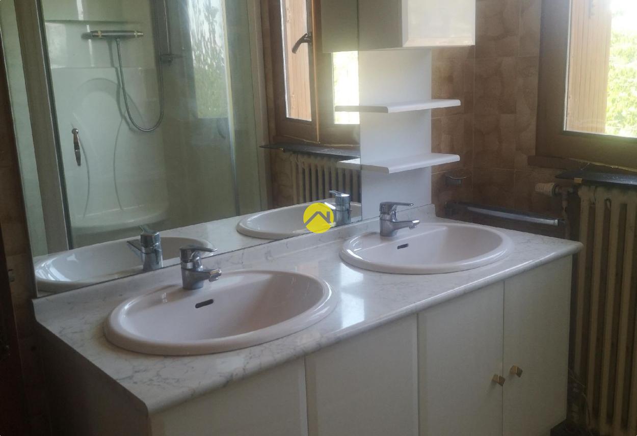 Maison 6 pièces 154 m² à Bléneau, photo 7