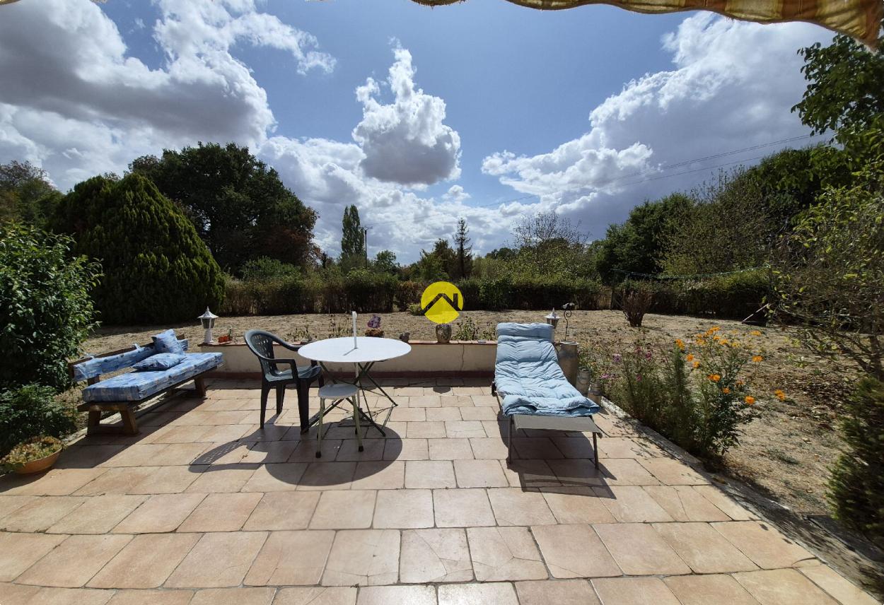 Maison 6 pièces 108 m² à Sancoins, photo 2