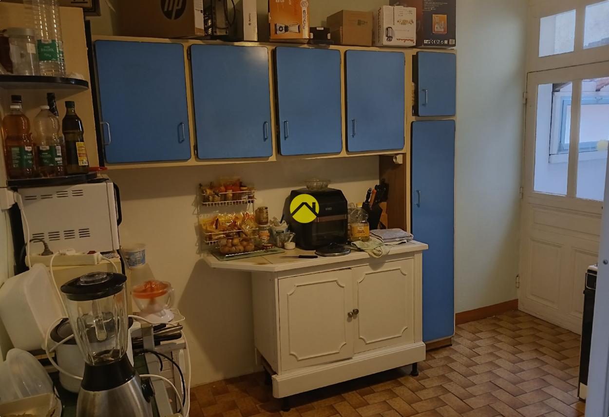 Maison 8 pièces 128 m² à Lurcy-Lévis, photo 8