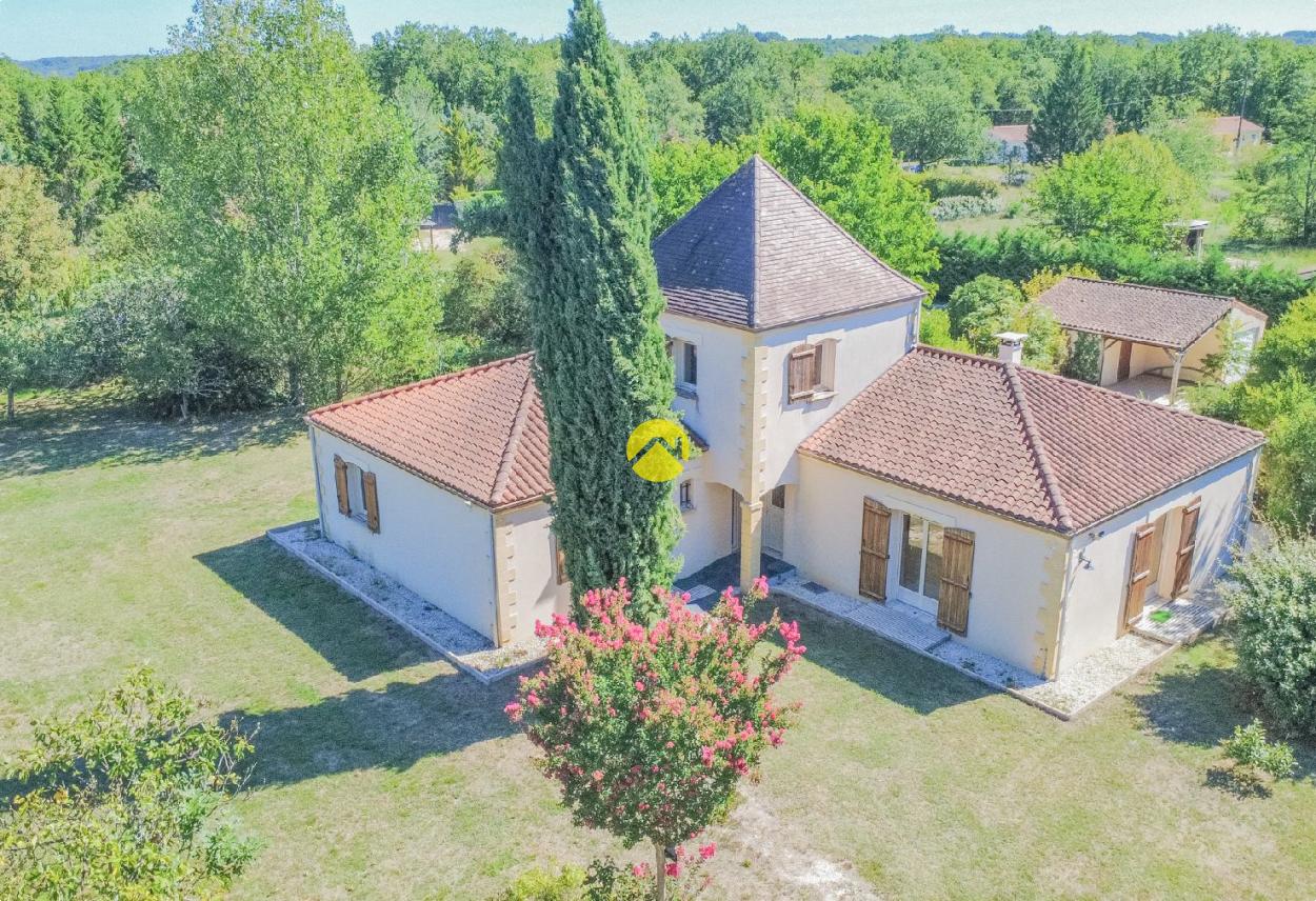 Maison 6 pièces 152 m² · à Audrix · 152 m² · 277 720 €