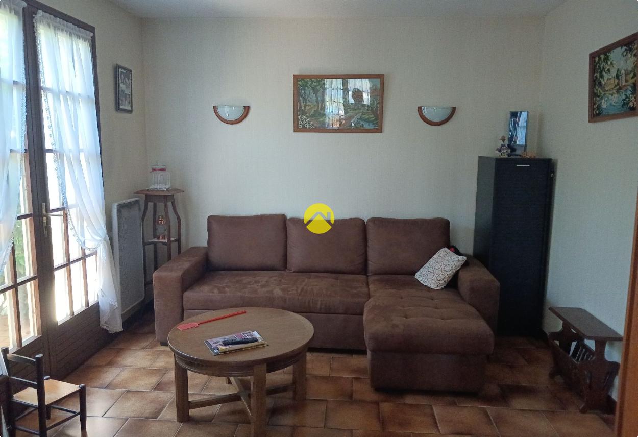 Maison 6 pièces 130 m² à Lurcy Levis, photo 6