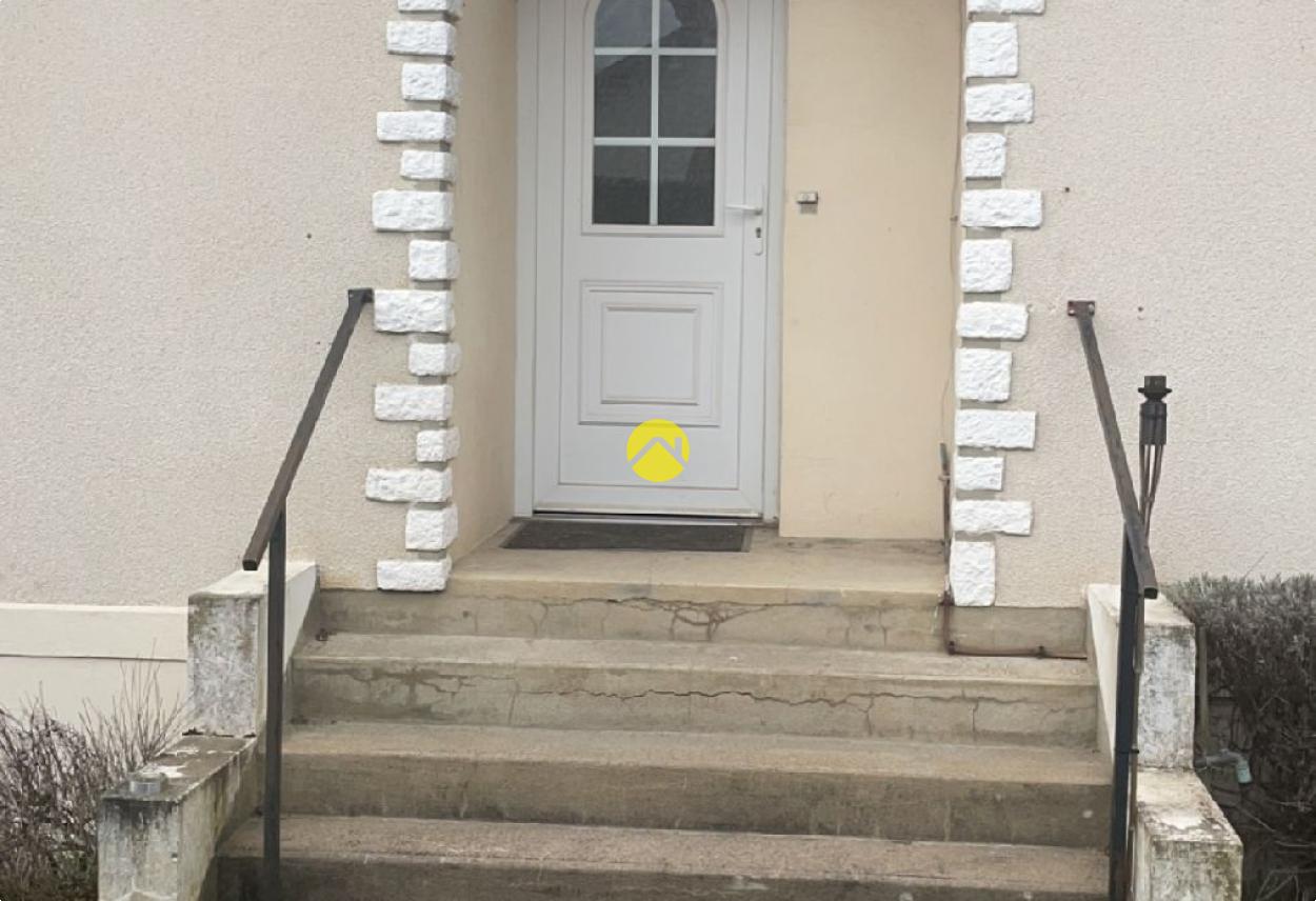 Maison 3 pièces 85 m² · à La Guerche sur l'Aubois · 85 m² · 97 900 €
