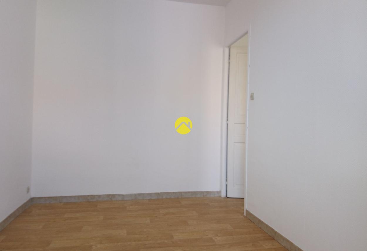 Maison 4 pièces 84 m² à Saint Amand Montrond, photo 8