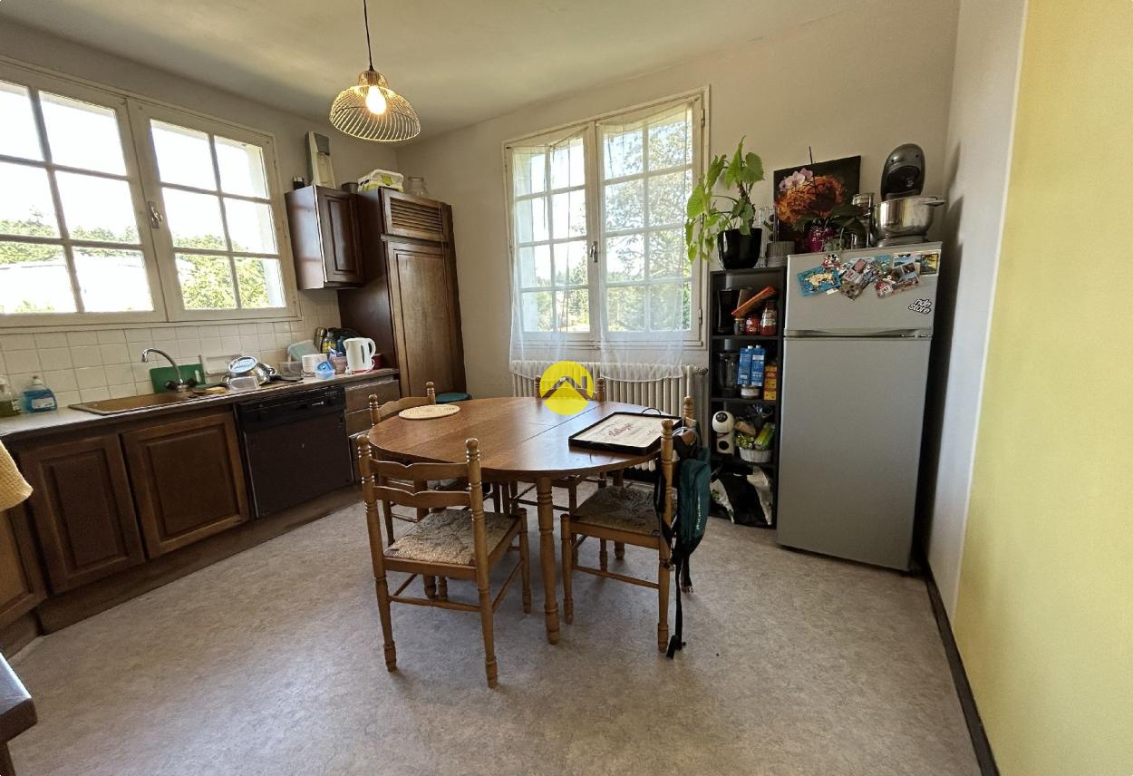 Maison 6 pièces 145 m² à Bénévent l'Abbaye, photo 3