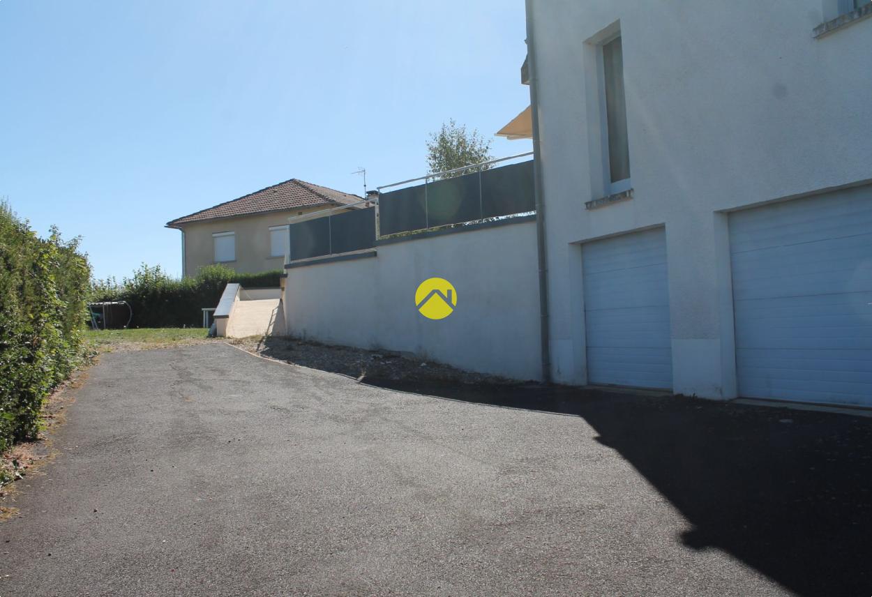 Maison 7 pièces 210 m² à Lafeuillade en Vézie, photo 5