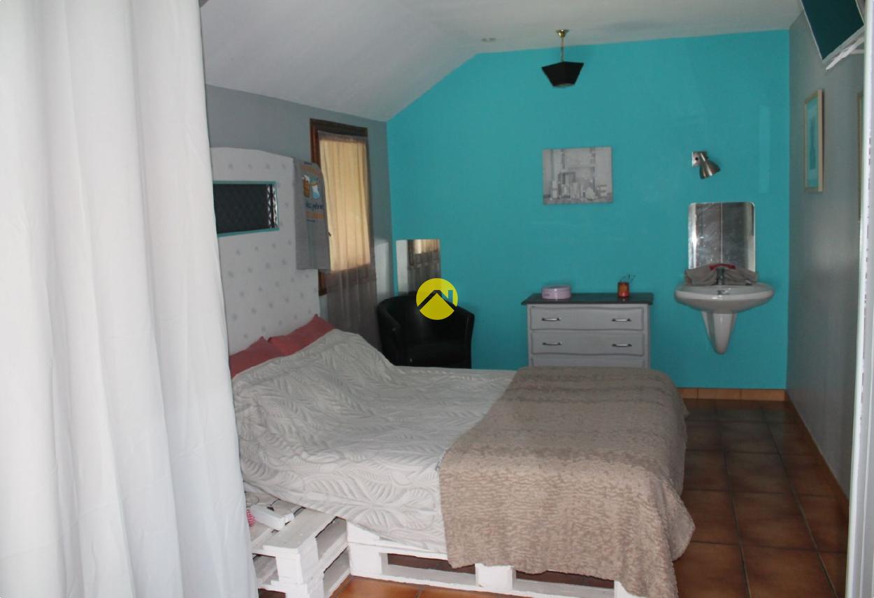 Maison 7 pièces 210 m² à Lafeuillade en Vézie, photo 17