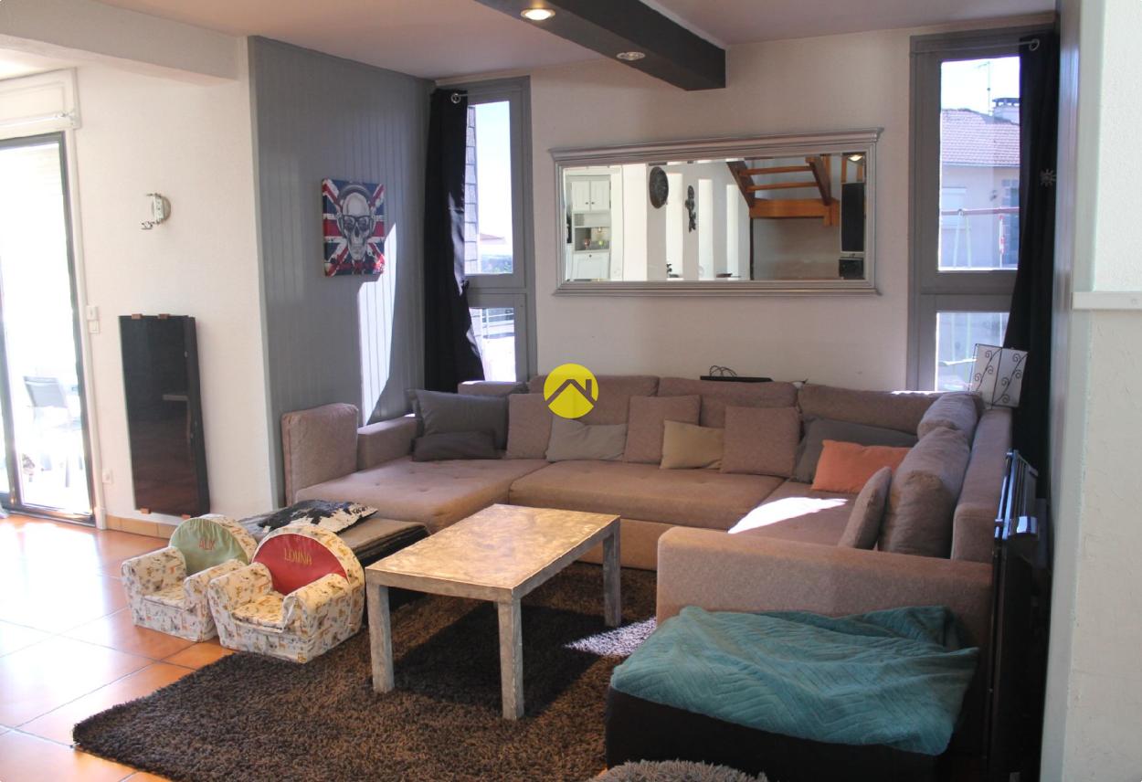 Maison 7 pièces 210 m² à Lafeuillade en Vézie, photo 8
