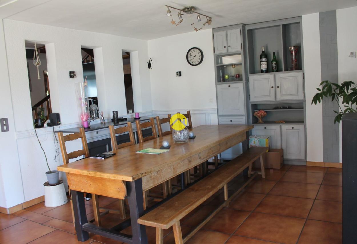 Maison 7 pièces 210 m² à Lafeuillade en Vézie, photo 10