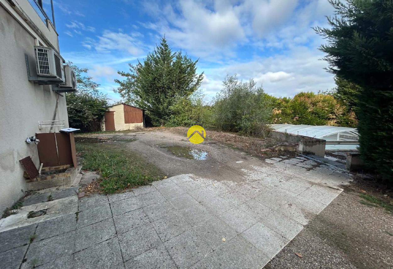 Maison 8 pièces 144 m² à Bourbon-l'Archambault, photo 2