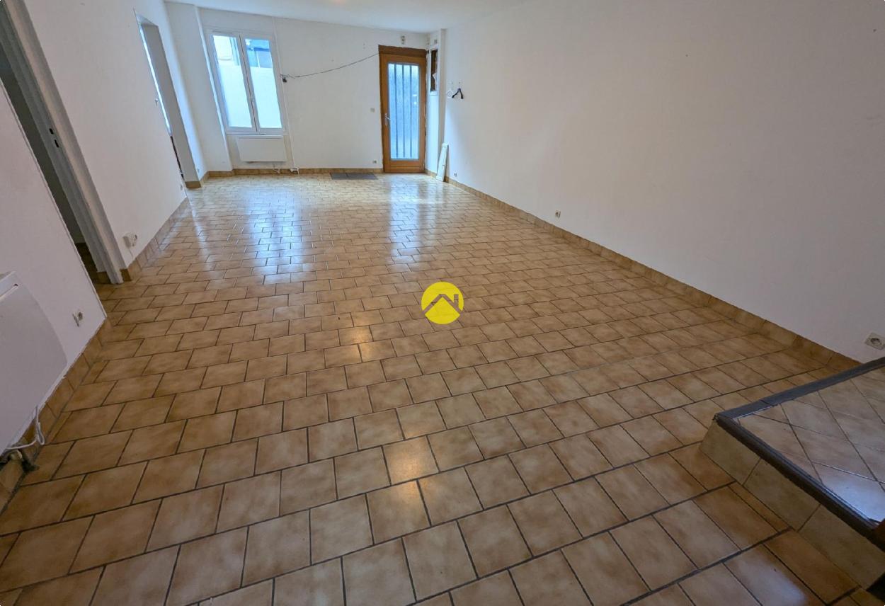 Maison 4 pièces 126 m² · à Mehun sur Yèvre · 126 m² · 99 000 €
