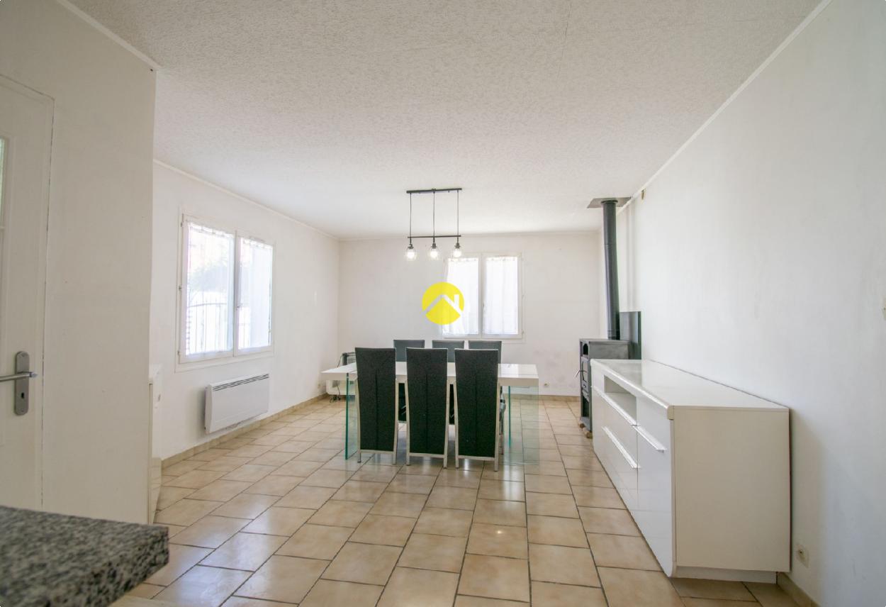 Maison 5 pièces 99 m² au Buisson-de-Cadouin, photo 3