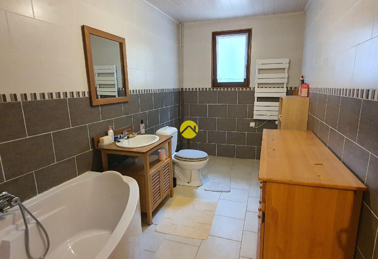 Maison 8 pièces 122 m² à Auzances, photo 9