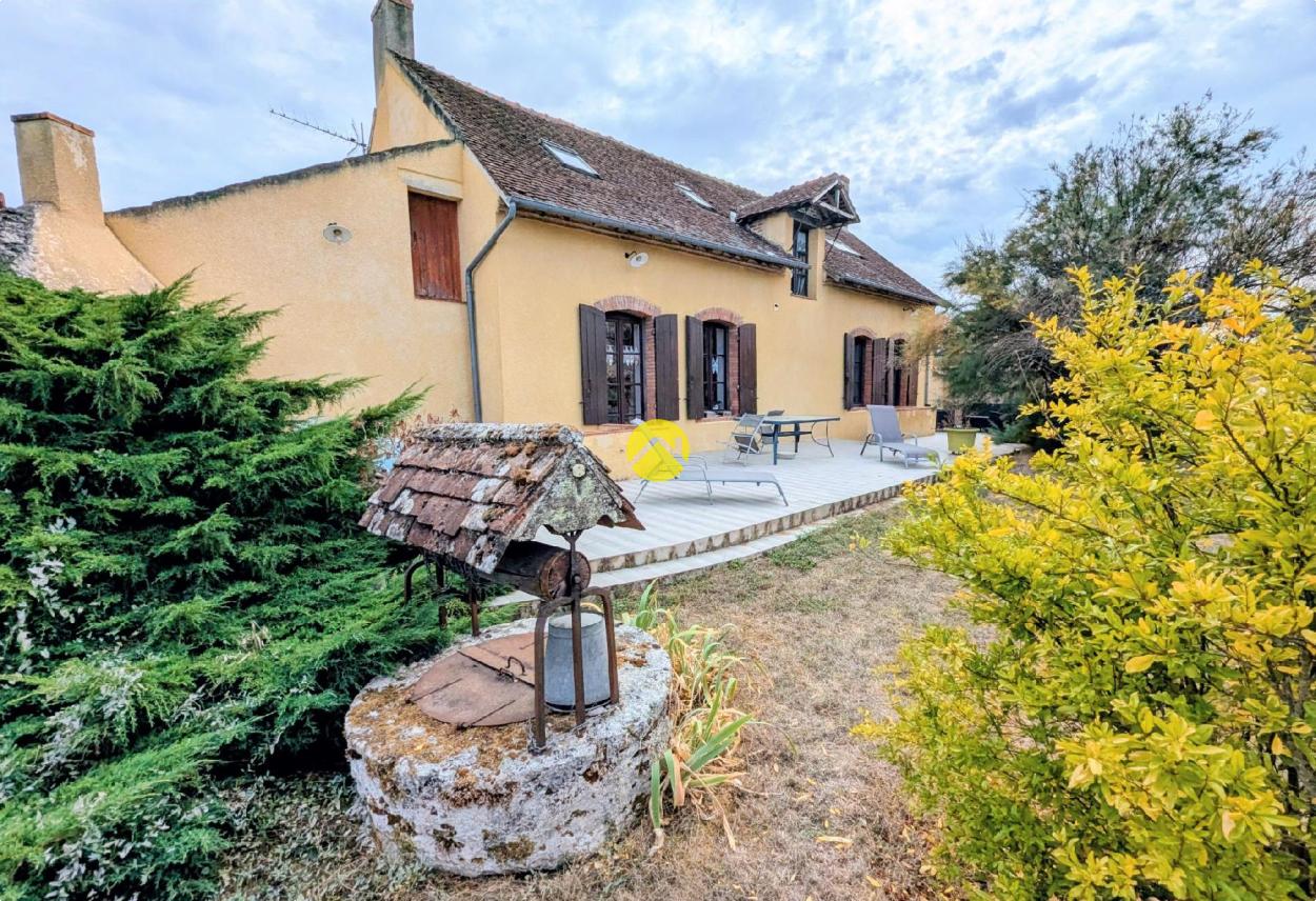 Maison 6 pièces 144 m² à Mehun-sur-Yèvre, photo 2