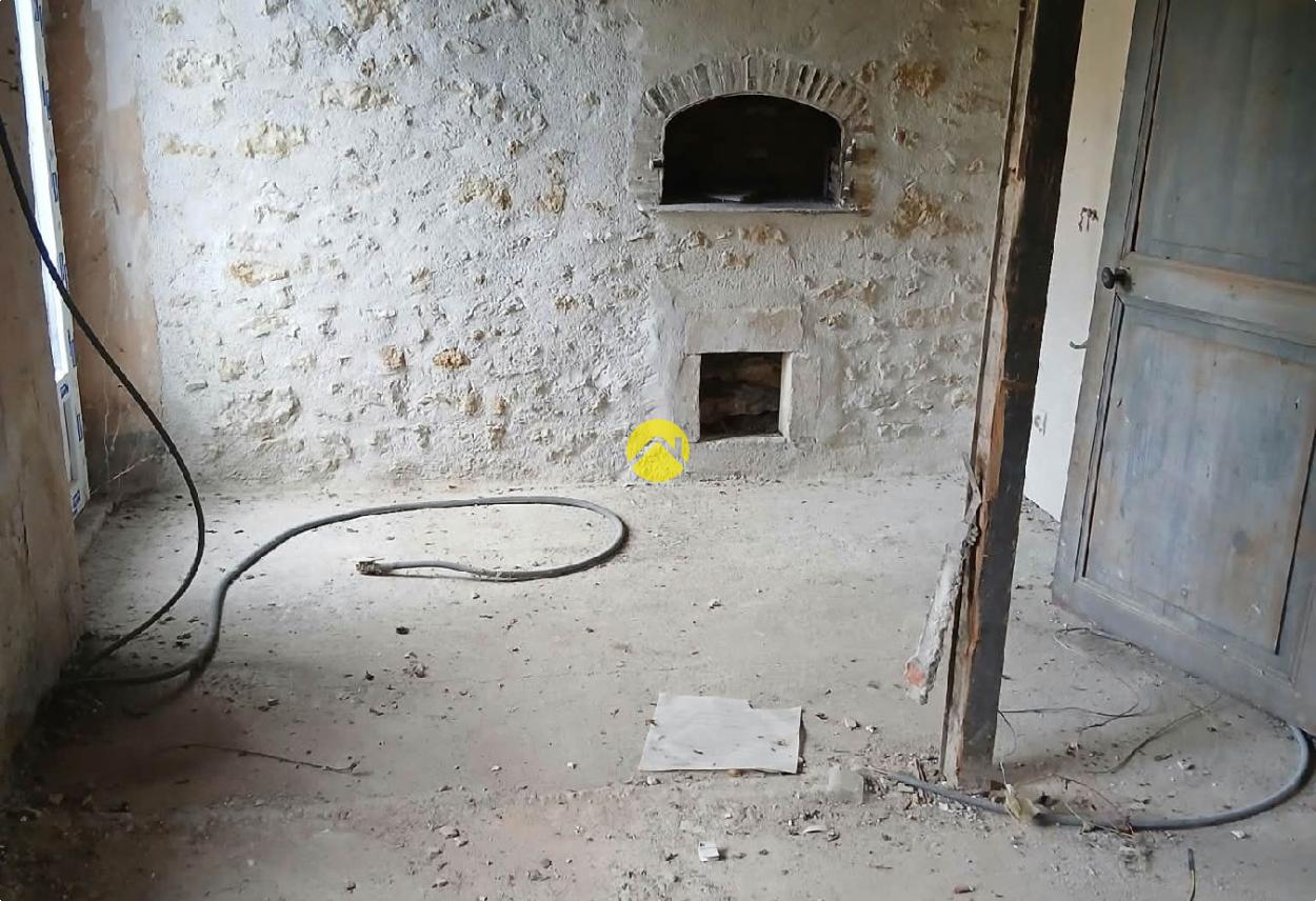 Maison 10 pièces 144 m² à Beffes, photo 4