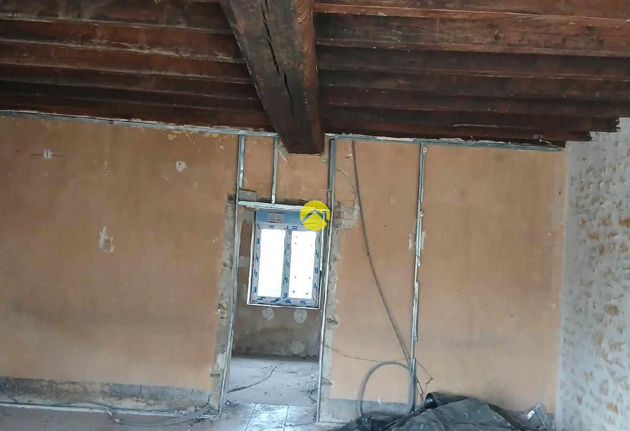 Maison 10 pièces 144 m² à Beffes, photo 3