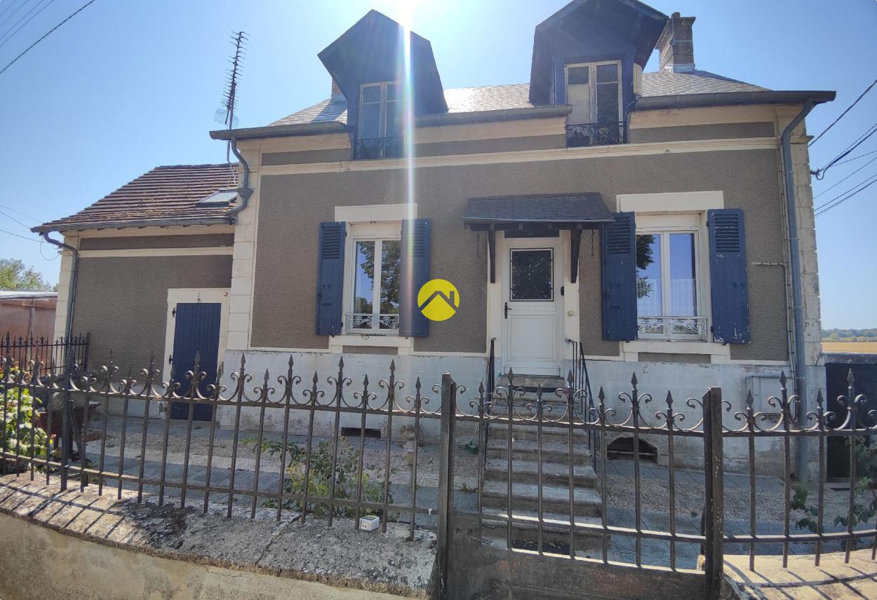 Maison 6 pièces 105 m² · à Jouet-sur-l'Aubois · 105 m² · 110 000 €